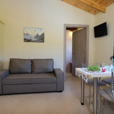 Holiday home Chania Village - Charoupia & Daphne - Private Pools Afrata